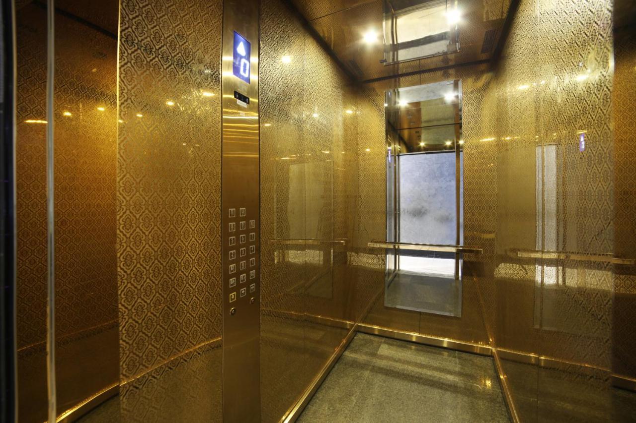 White Monarch Hotel Istanbul Exterior photo